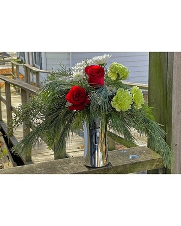 Christmas Spirit Flower Arrangement
