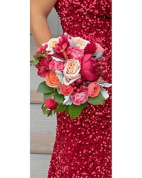 Homecoming & Prom Delivery Hales Corners WI - Barb's Green House Florist