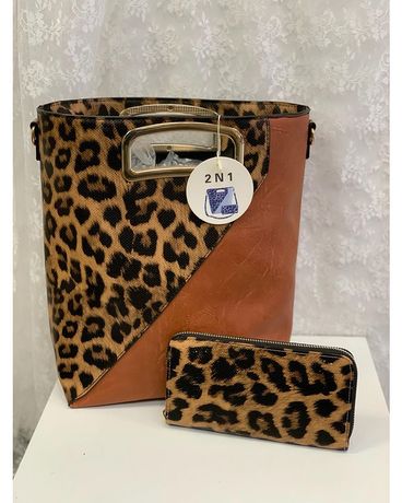 Pocketbook Faux Leopard Set Flower Arrangement
