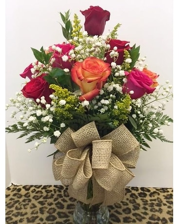 1 Dozen Mixed Roses Flower Arrangement