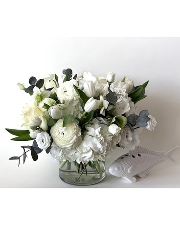 Titanium White Flower Arrangement