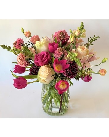 Pink Persuasion Flower Arrangement