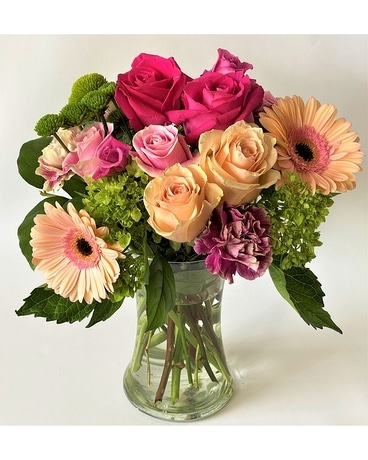 Trend Setter Flower Arrangement