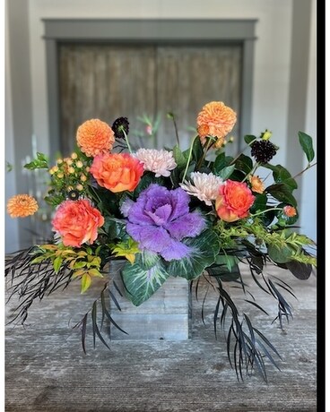 Square Wood Box Design Flower Arrangement
