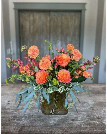 Smoky Gray Glass Vase Design Flower Arrangement