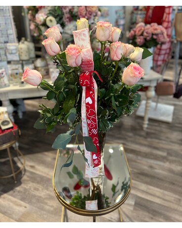 Dozen Long Stem Pink Roses Flower Arrangement