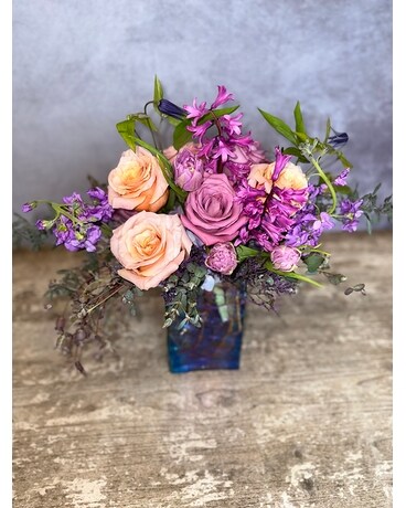 Amoura Flower Arrangement