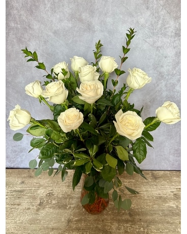 1 Dozen White Roses Flower Arrangement