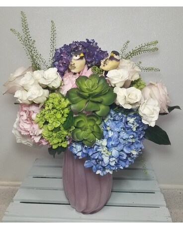 Charming Mom Flower Arrangement