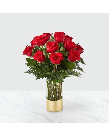 FTD Gorgeous Red Rose Bouquet Flower Arrangement