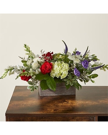 FTD - Sweet Magnolia Bouquet Flower Arrangement