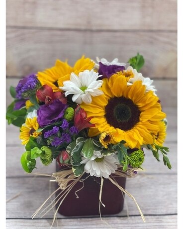 Summer Picnic Cube Flower Arrangement