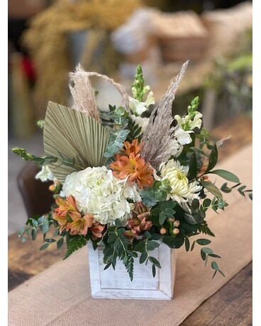 Autumn Floral Box- Premium Flower Arrangement
