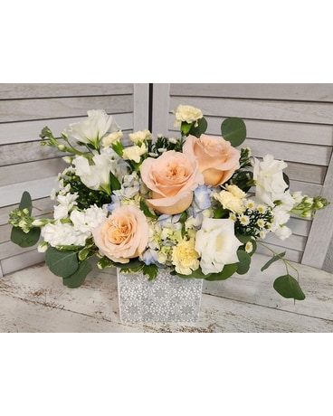 Chantilly Lace Flower Arrangement