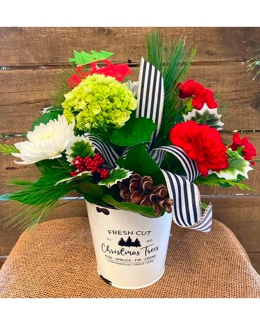 O' Christmas Tree Flower Arrangement