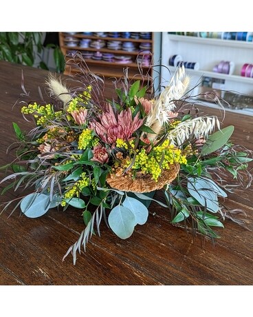 Woodland Centerpiece ow22t001a Flower Arrangement