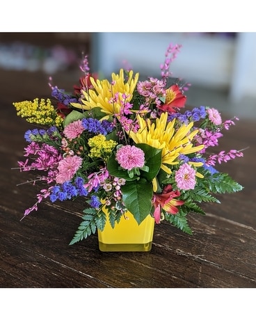 Get Well Flowers Delivery Lawrence KS - Owens Flower Shop Inc.