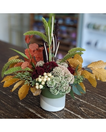 Naturally Fall ow23F007 Flower Arrangement