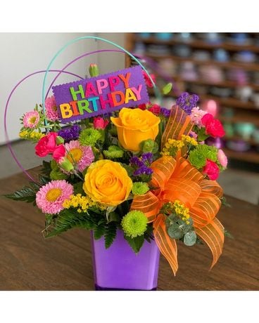 Happy Birthday! ow20e107a Flower Arrangement