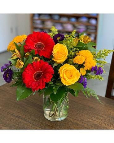 Garden Parade T41-1A Flower Arrangement