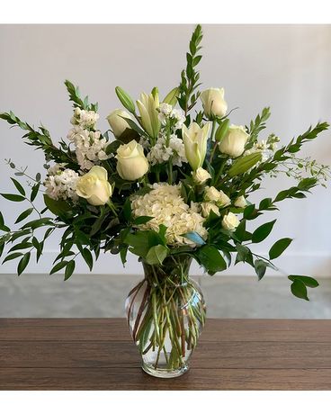 Dreams from the Heart T208-1A Flower Arrangement