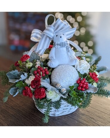 Polar Bear Blitz ow21x200a Flower Arrangement