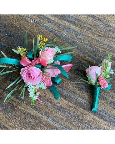 Light pink, teal Corsage