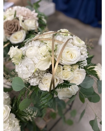 Elegance by RFS Wedding Arrangement