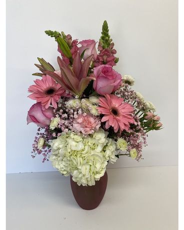 Pretty in pink by RFS Flower Arrangement