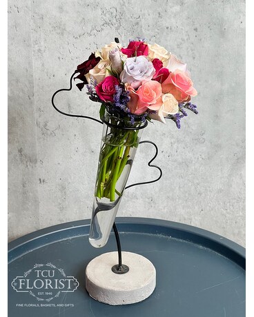 Lovie Dovie Budvase Flower Arrangement
