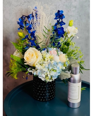 Coastal Cottage Flower Arrangement