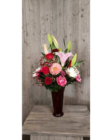 Valentines Mix Flower Arrangement