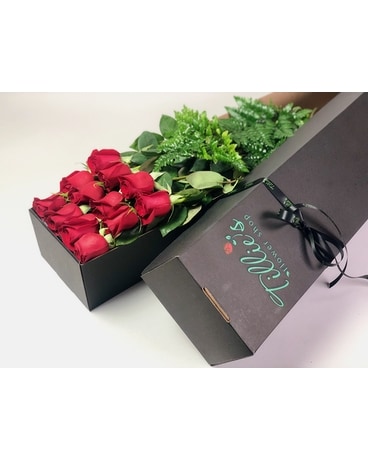 One Dozen Long Stem Red Roses in Box Flower Arrangement