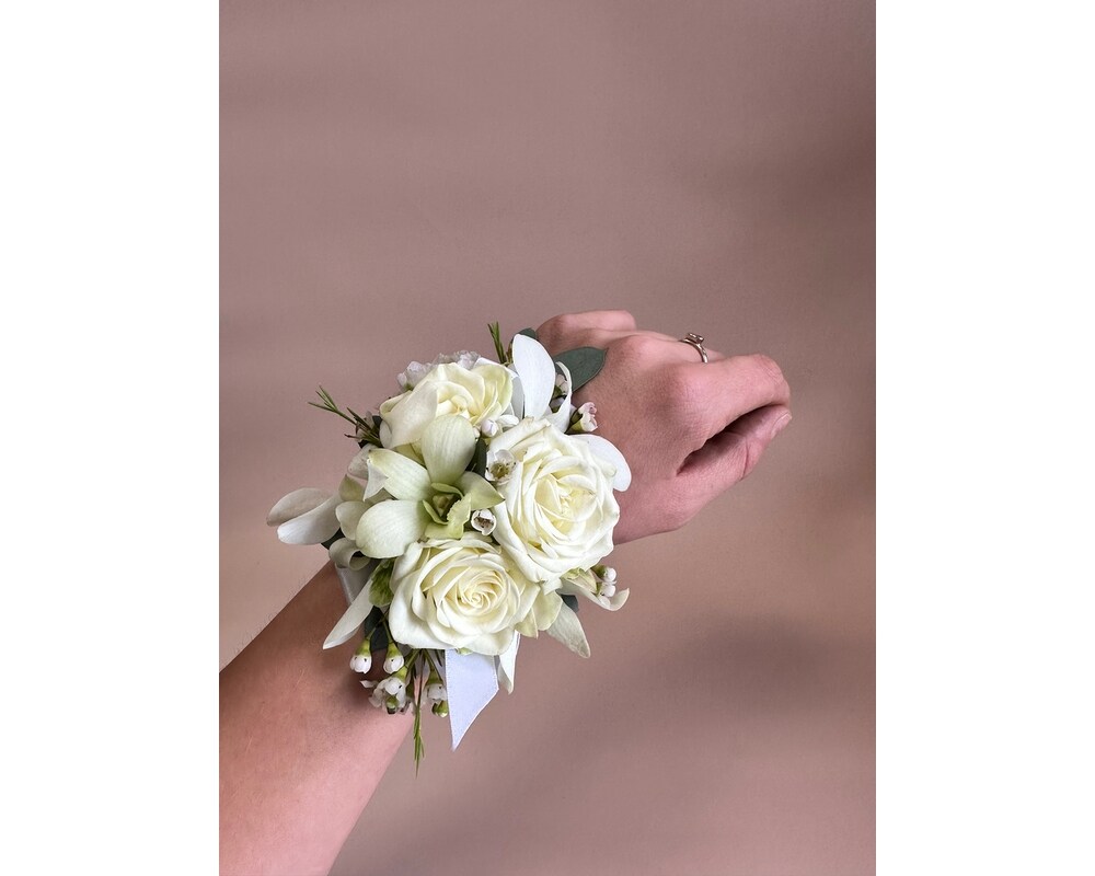 Simple Elegance White Corsage in Bellevue WA - Bellevue Crossroads