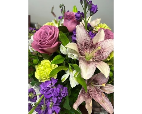 Mother's Love Bouquet Flower Arrangement