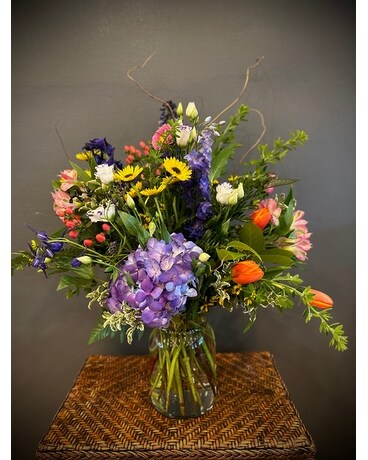 Garden Beauty Flower Arrangement