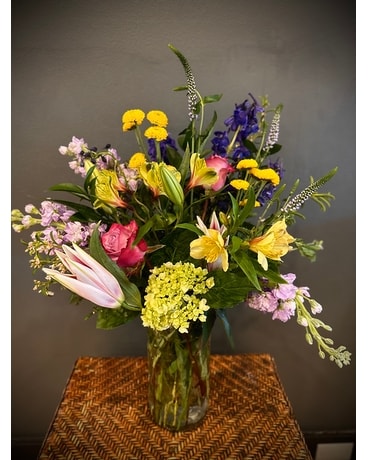 Sunny Days Flower Arrangement