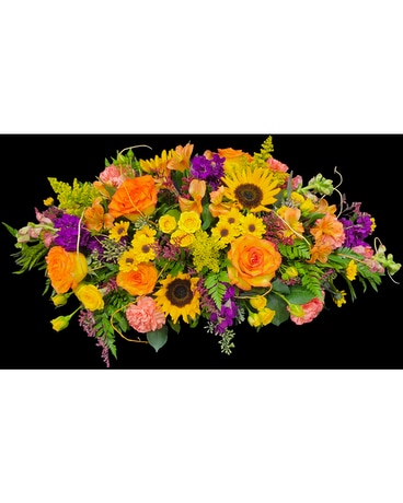 Thanksgiving Centerpiece - Designers Choice Flower Arrangement