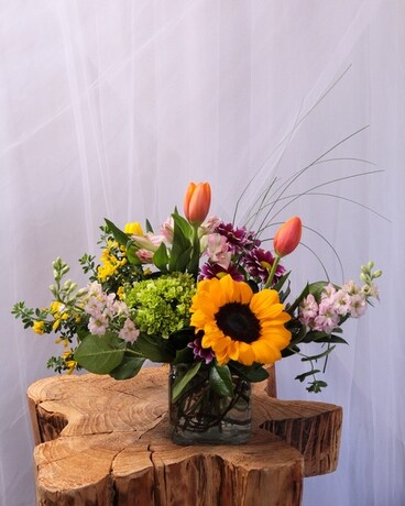 Ready, Set, Spring! Flower Arrangement