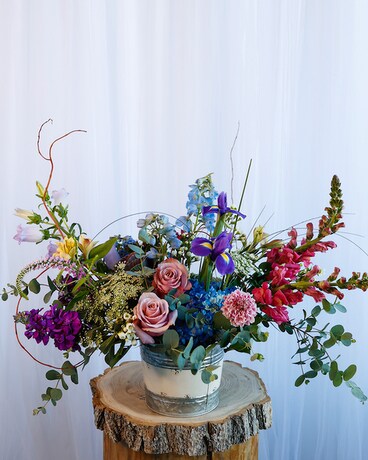Spring Meander Flower Arrangement