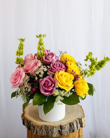 Spring Divine Dozen Flower Arrangement