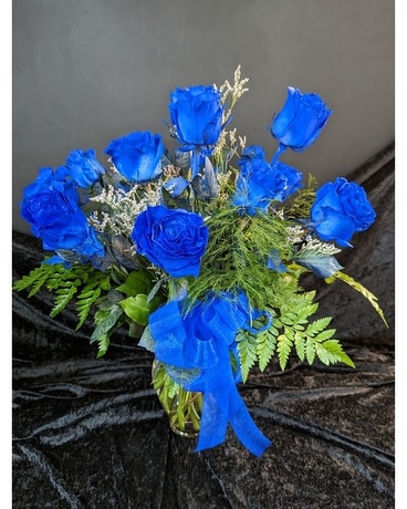 Dozen Blue Roses Flower Arrangement