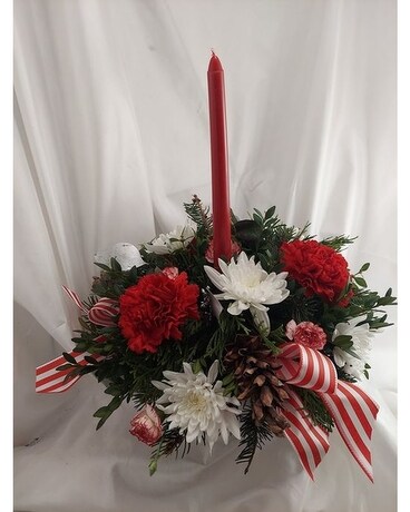 SPECIAL  single candle centerpiece Flower Arrangement