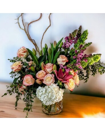 Boho Elegance Flower Arrangement