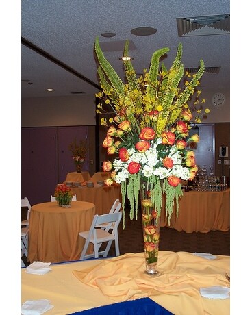 Sierra Sunset Wedding Arrangement