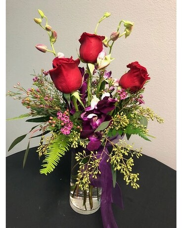 Medium Roses and Orchids in Eau Claire WI | May's Floral Garden, Inc.