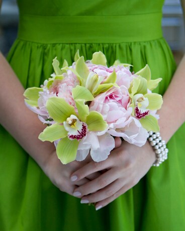 Green Bridal Bouquet Wedding Arrangement