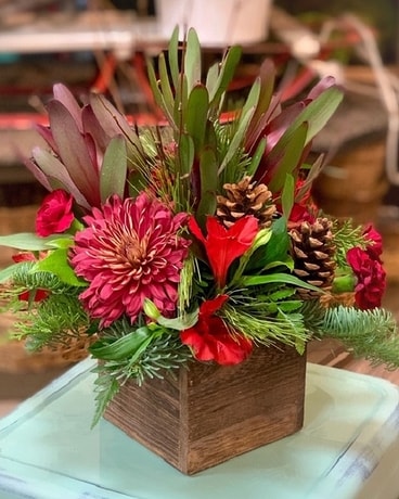 Woodland Reds Flower Arrangement