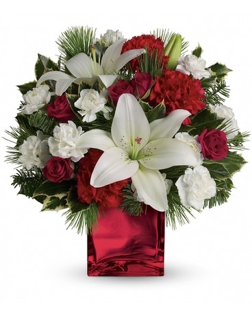 Caroling In The Snow Cube Flower Arrangement