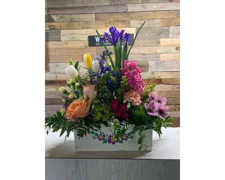 Spring Favorites for Mom Flower Arrangement